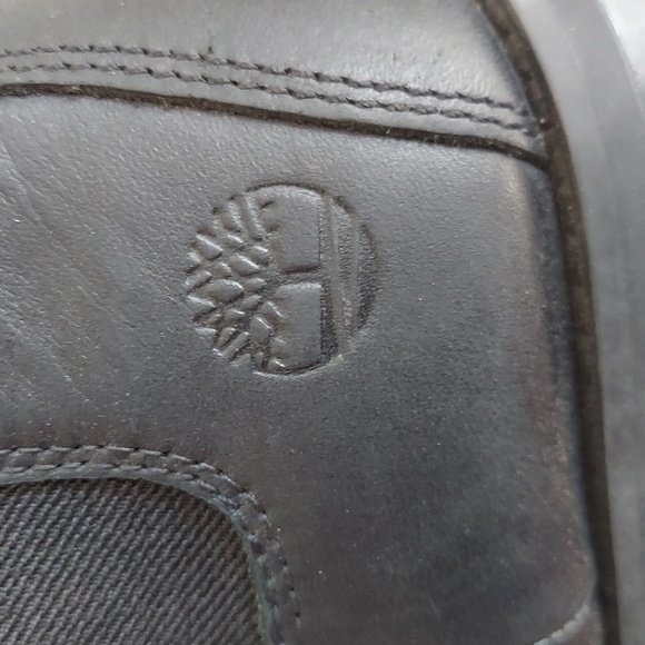 Timberland Chelsea Boots, Size 8, Black Leather, 1" Heel, Round Toe, Style A2JGG - Picture 10 of 10